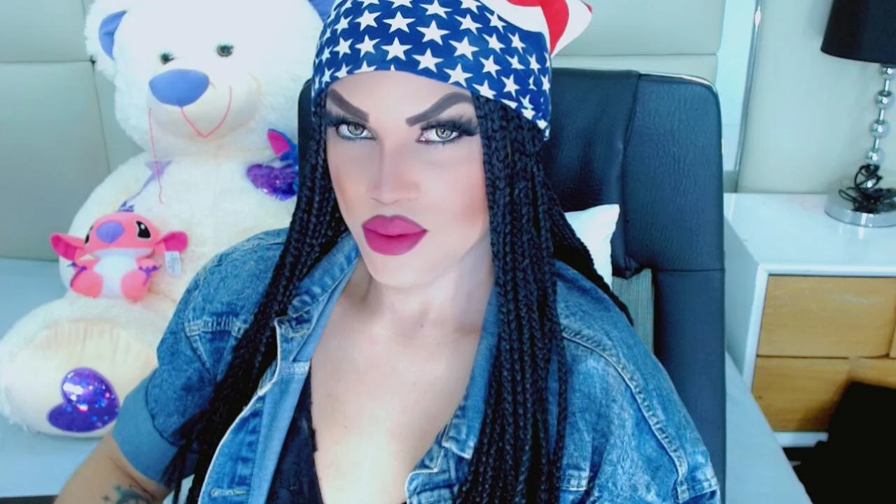 XXX Porn Photo of Nude NharaBigCock 4