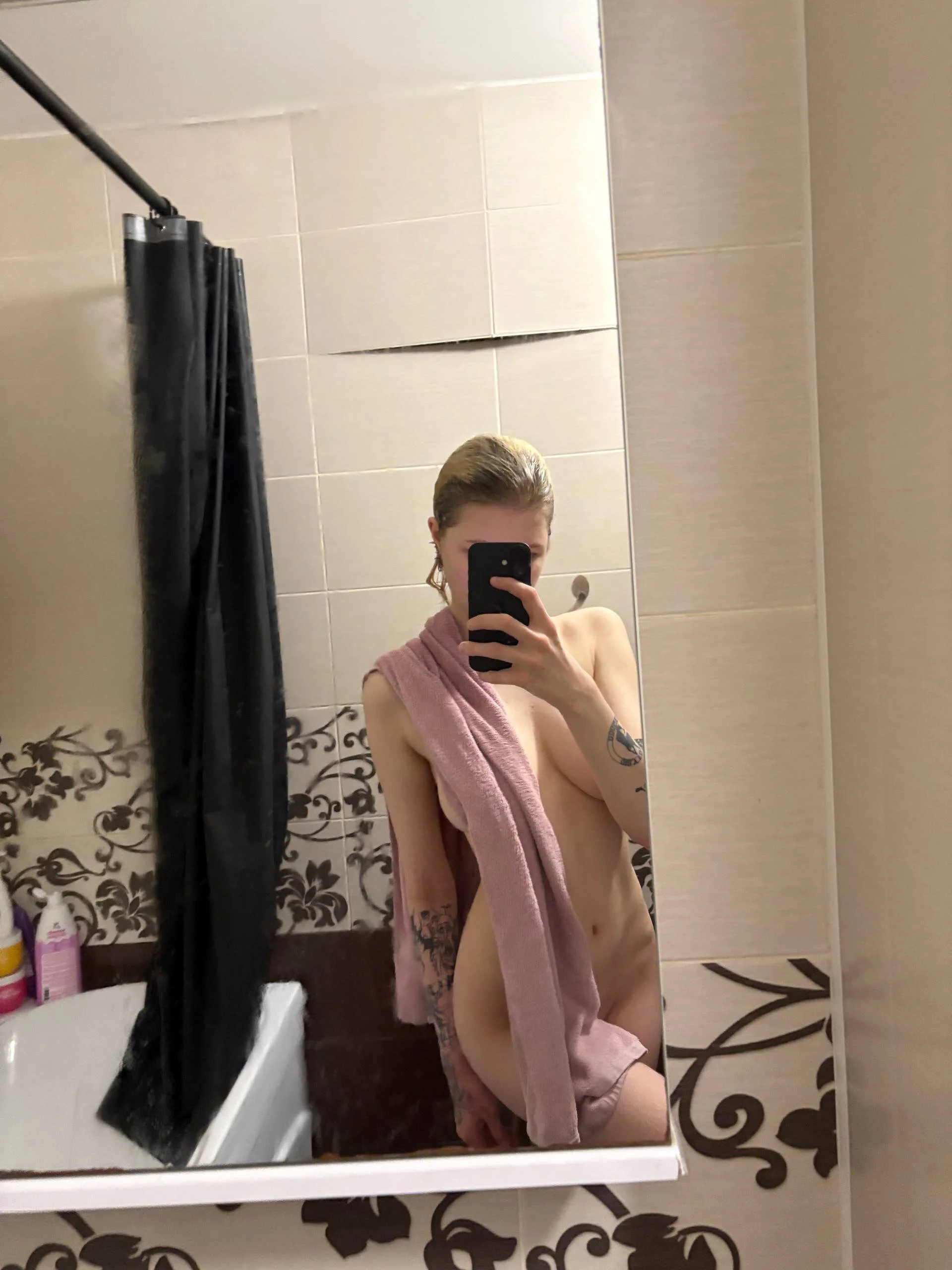 XXX Porn Photo of Nude DivaDaisies 5