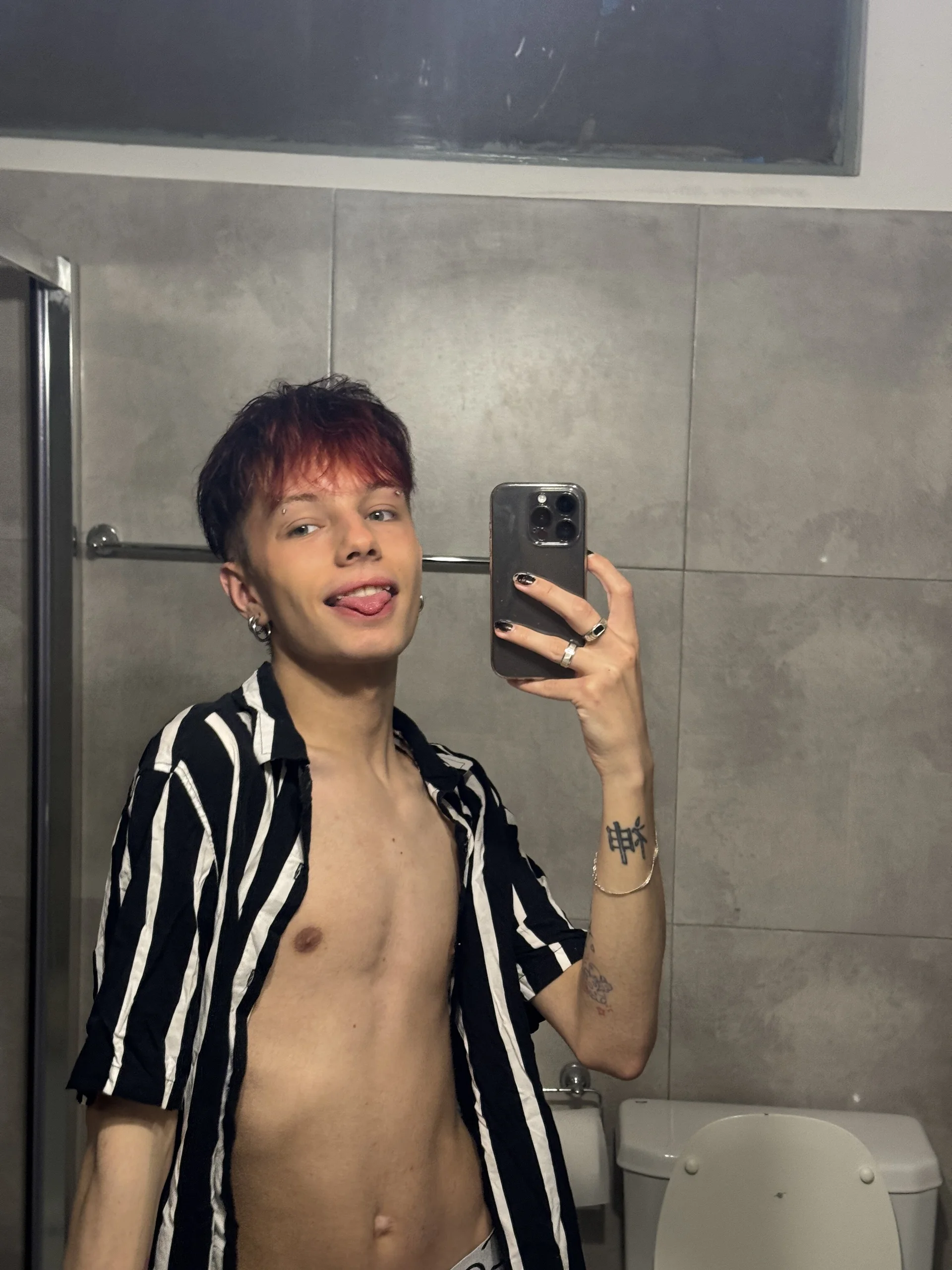 XXX Porn Photo of Nude erikcute 4