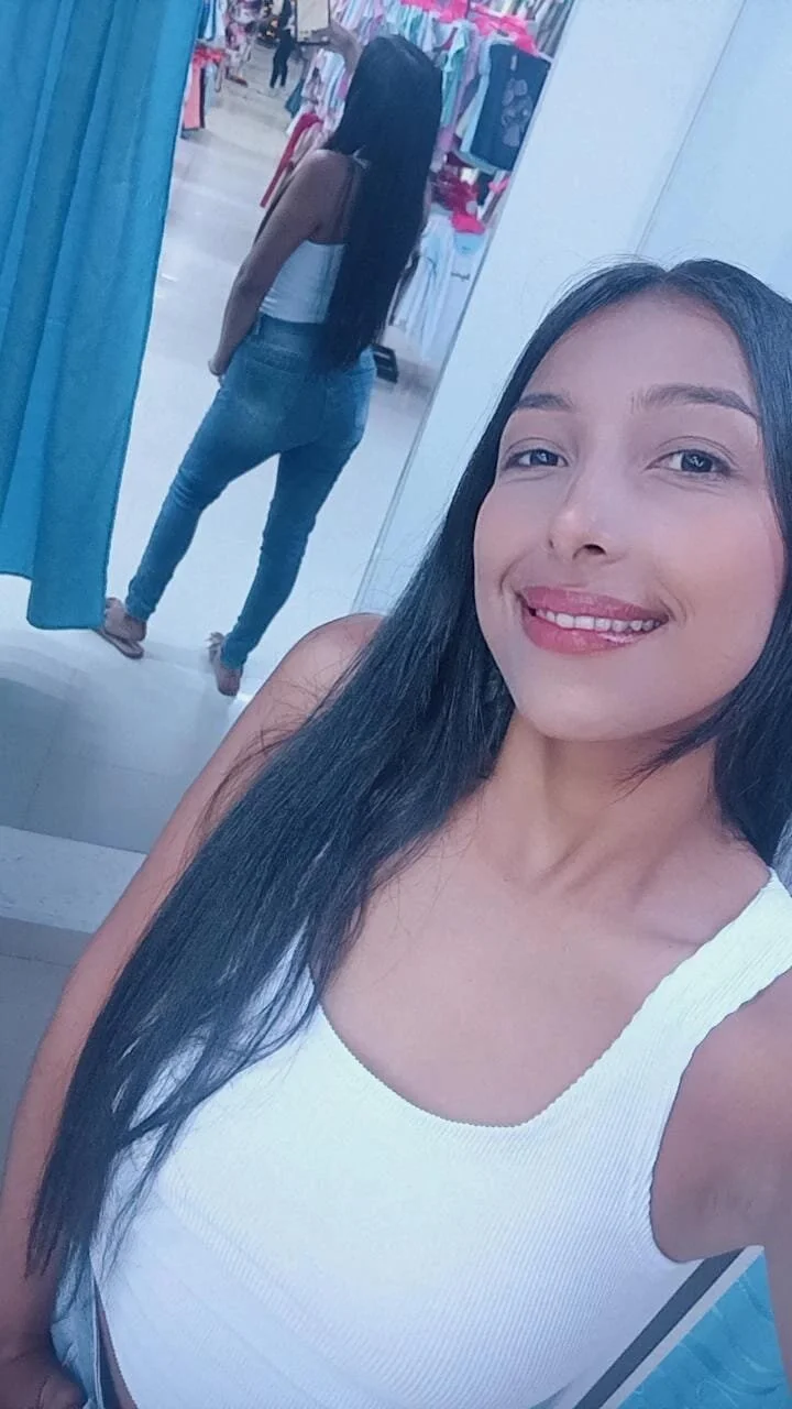 XXX Porn Photo of Nude skinnysexzara18 7