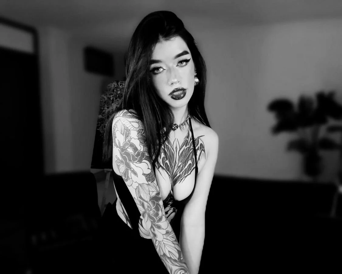 XXX Porn Photo of Nude VanessaBlackrose 8