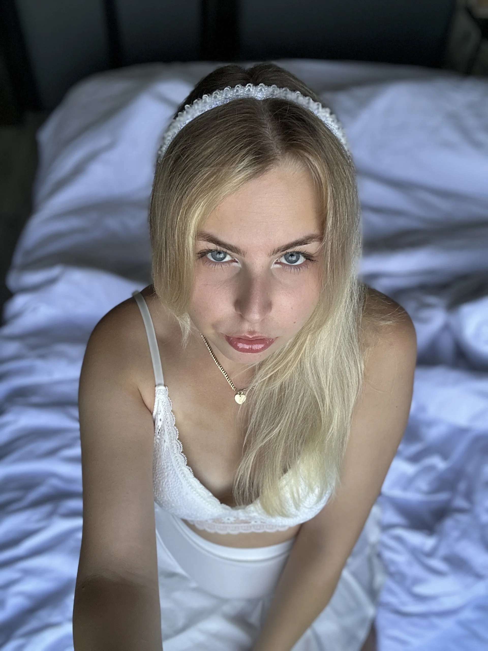 XXX Porn Photo of Nude Livewithlucy 19