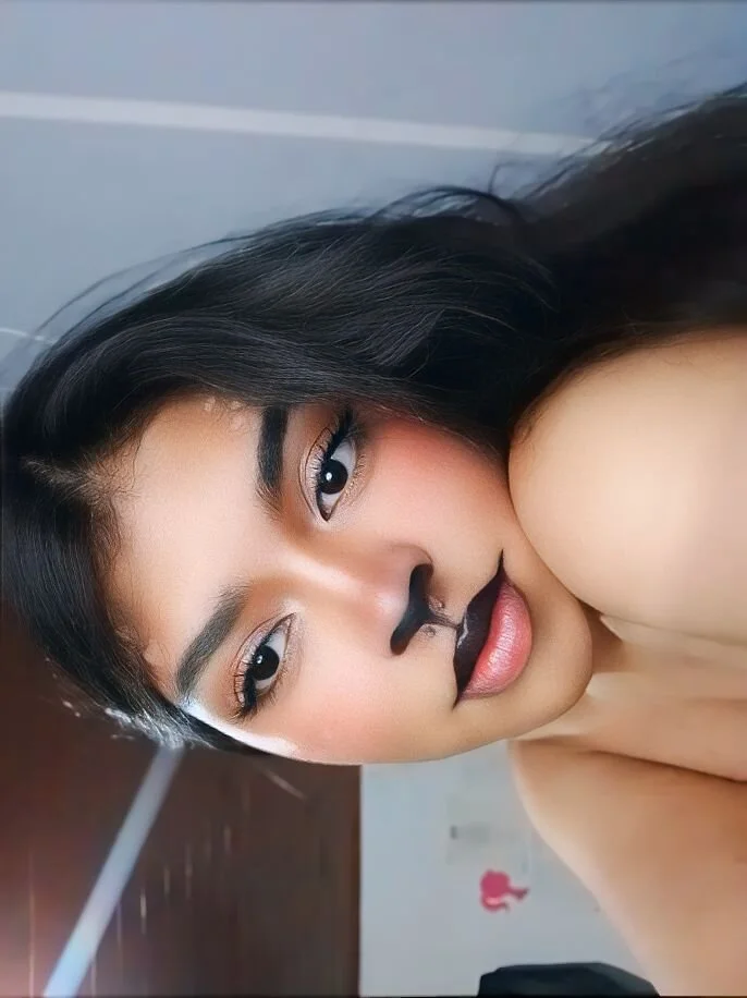 XXX Porn Photo of Nude rebeca_taylor 5