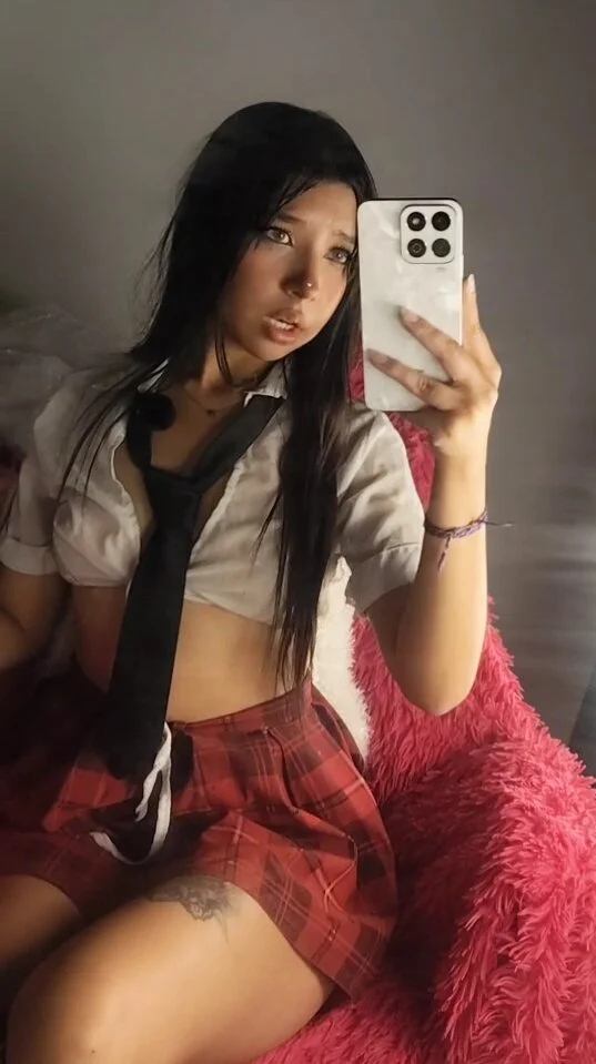 XXX Porn Photo of Nude Layra_vega_ 9