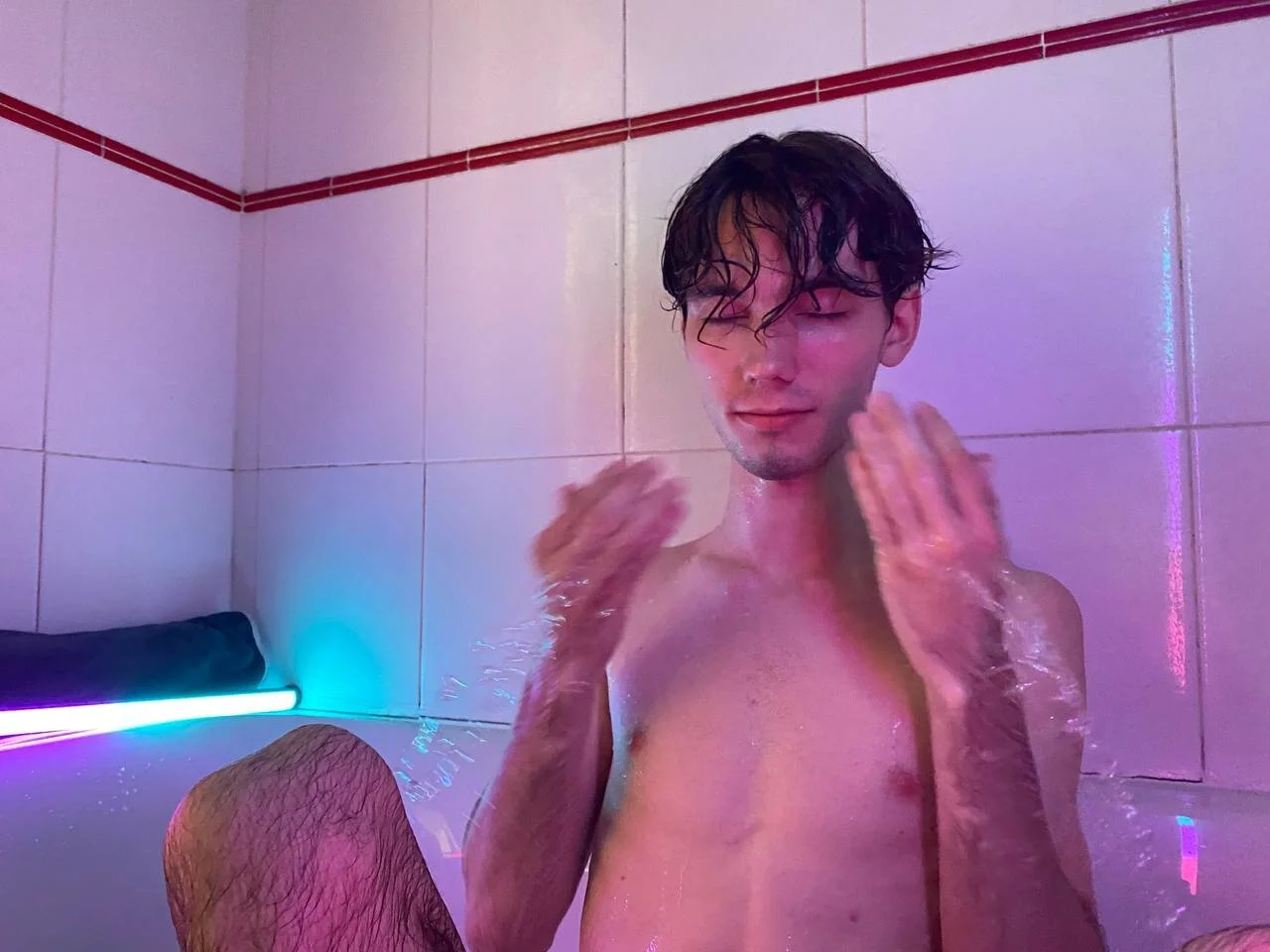 XXX Porn Photo of Nude Jeffry_Snake 19