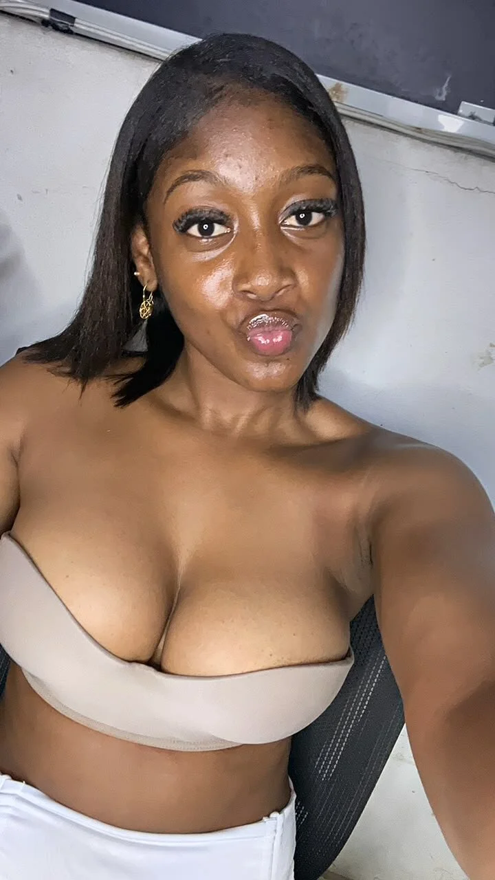 XXX Porn Photo of Nude Zoe-g 6
