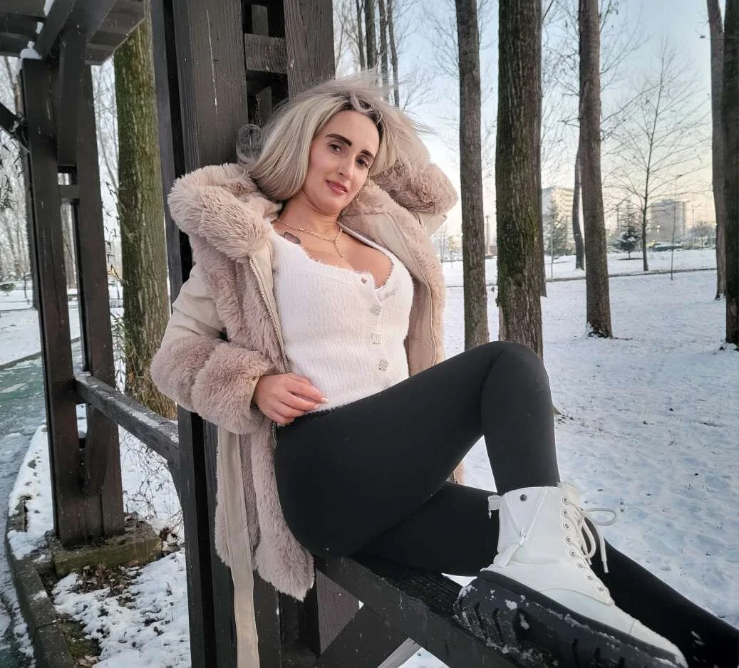 XXX Porn Photo of Nude IsabelleEthan 39