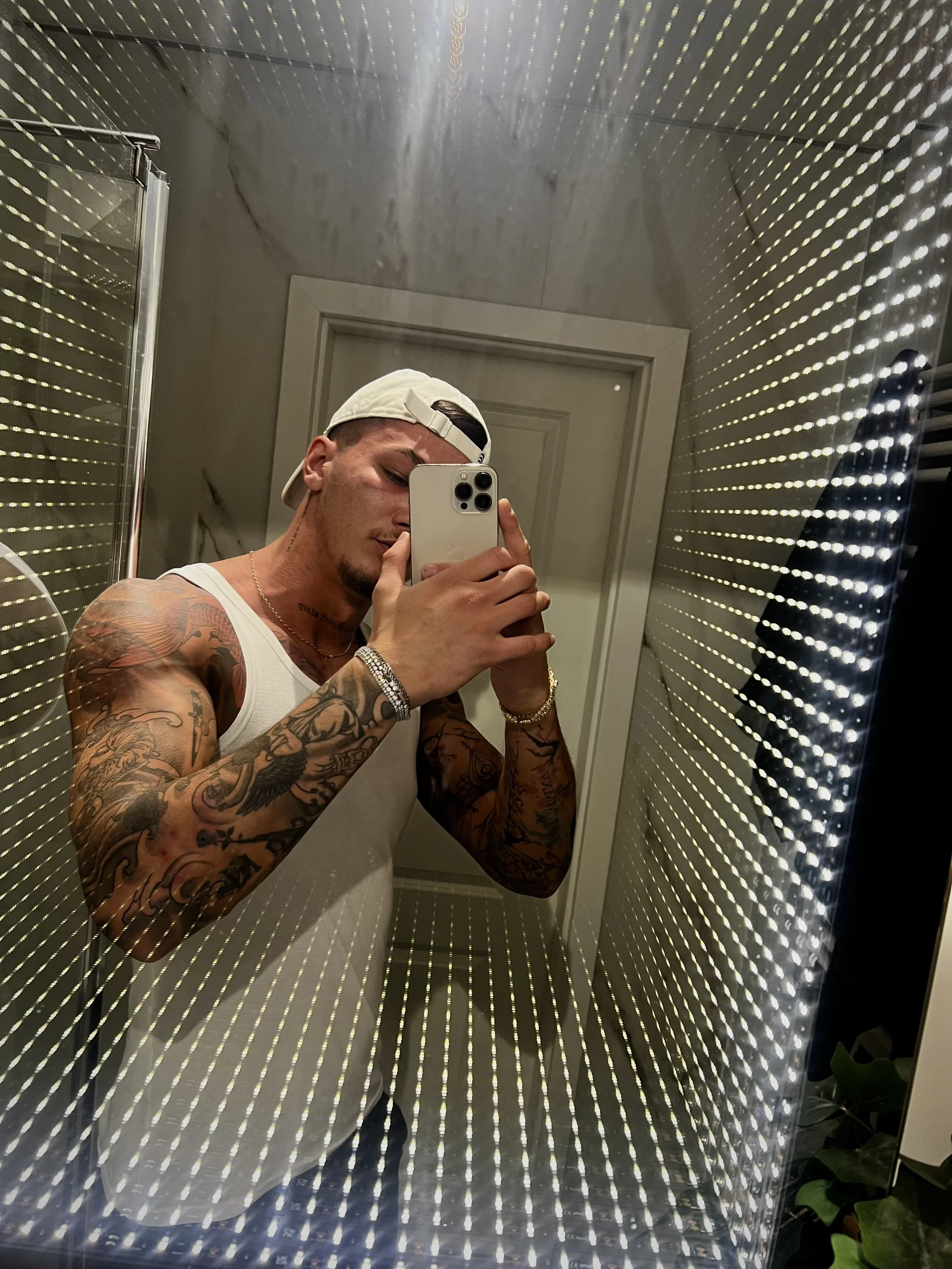 XXX Porn Photo of Nude Zzedd 2