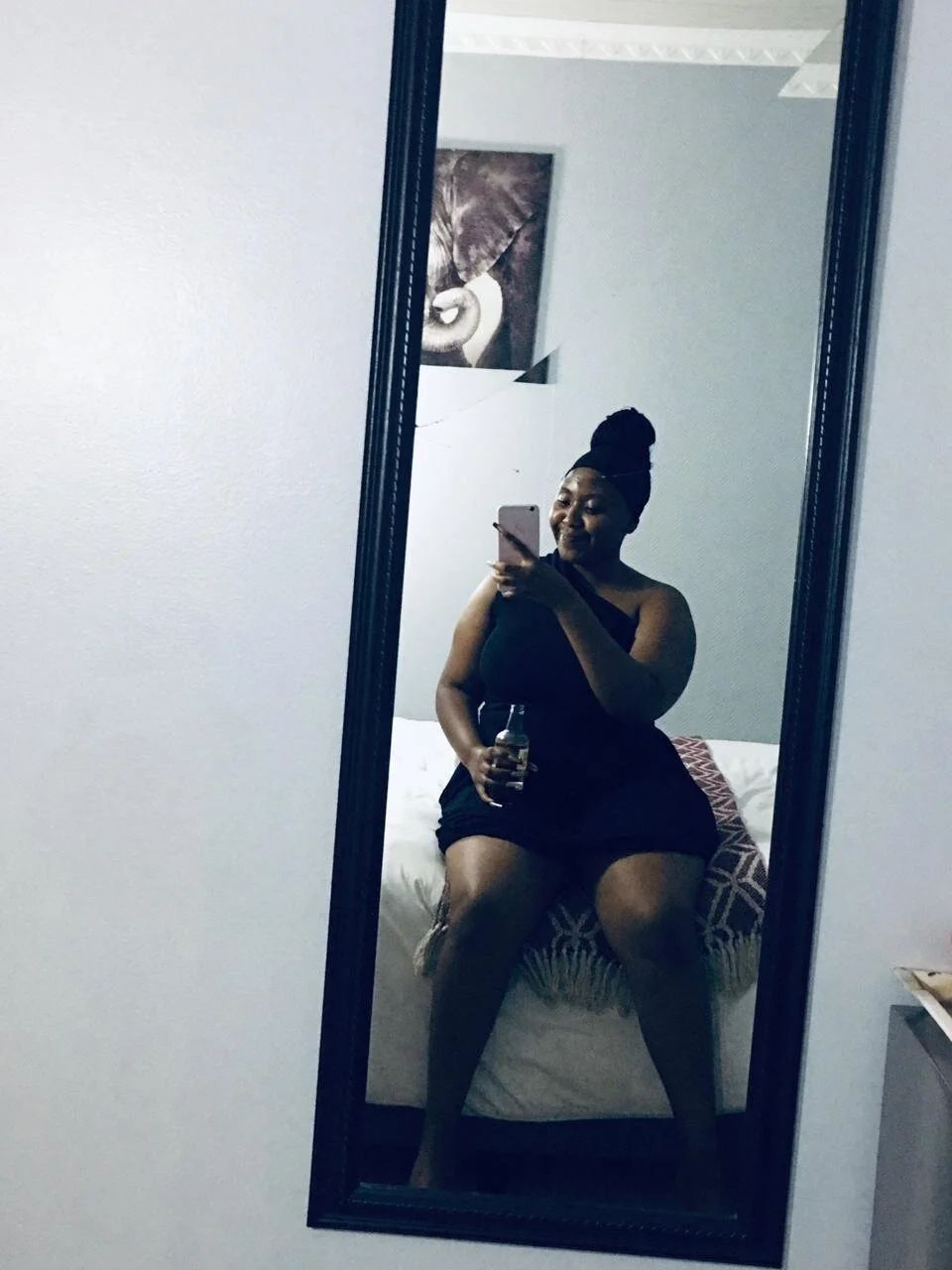 XXX Porn Photo of Nude blackFatAssX 1