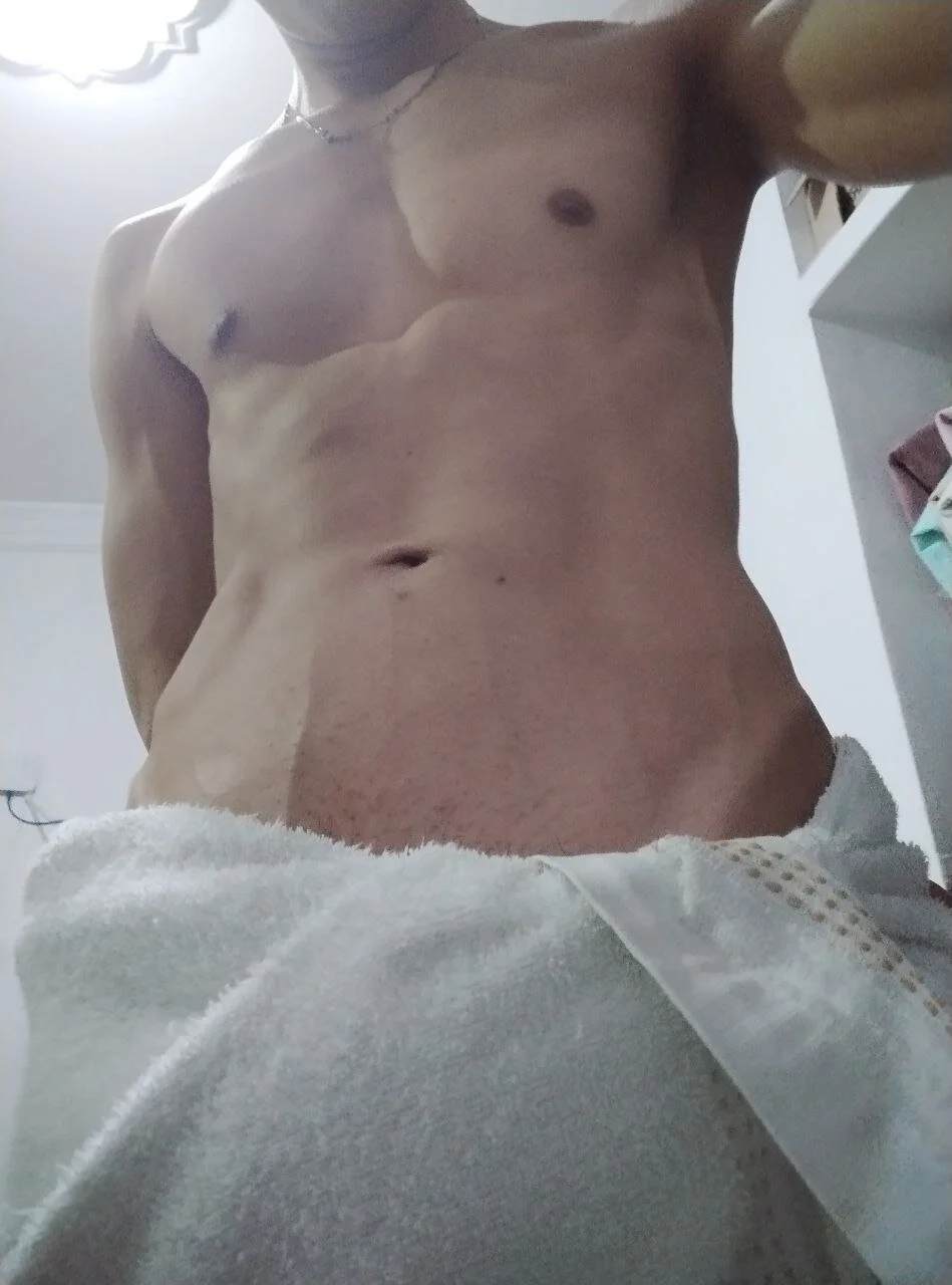 XXX Porn Photo of Nude logan_thomas 33