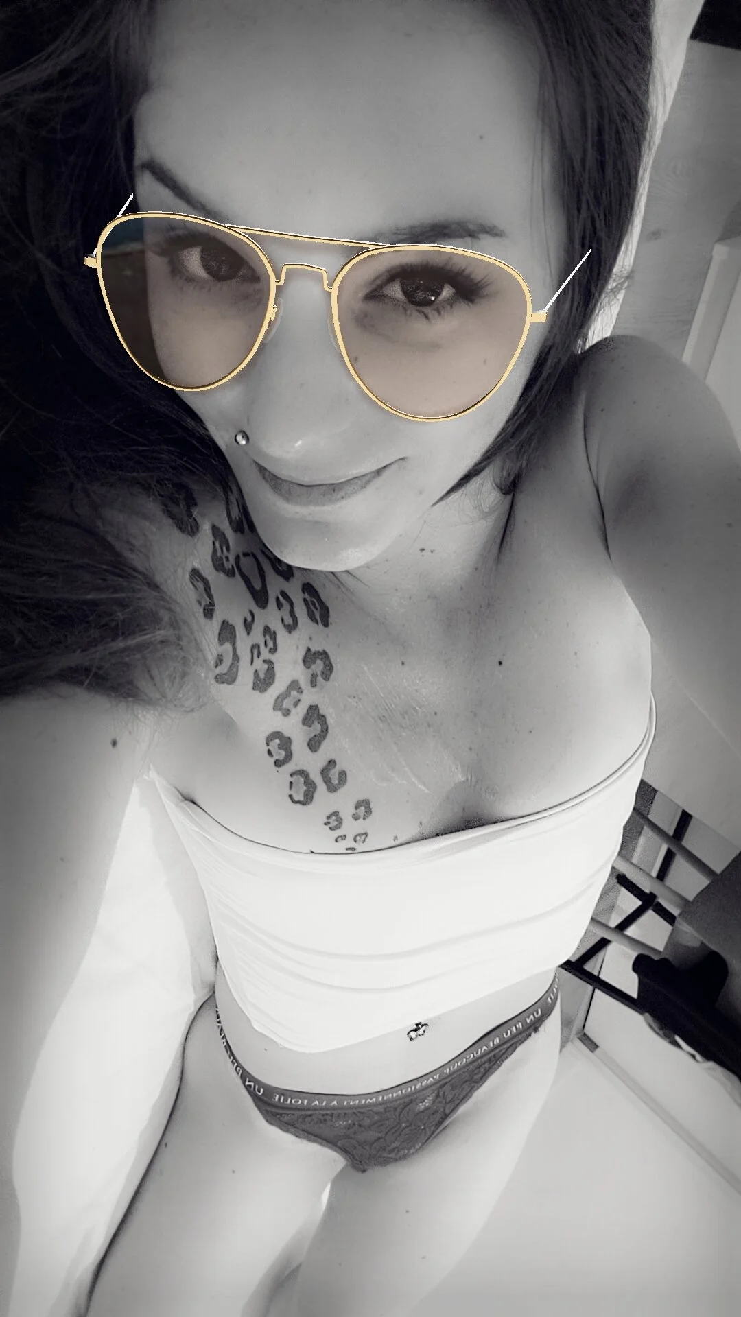 XXX Porn Photo of Nude Ladykimberly_XOXO 3