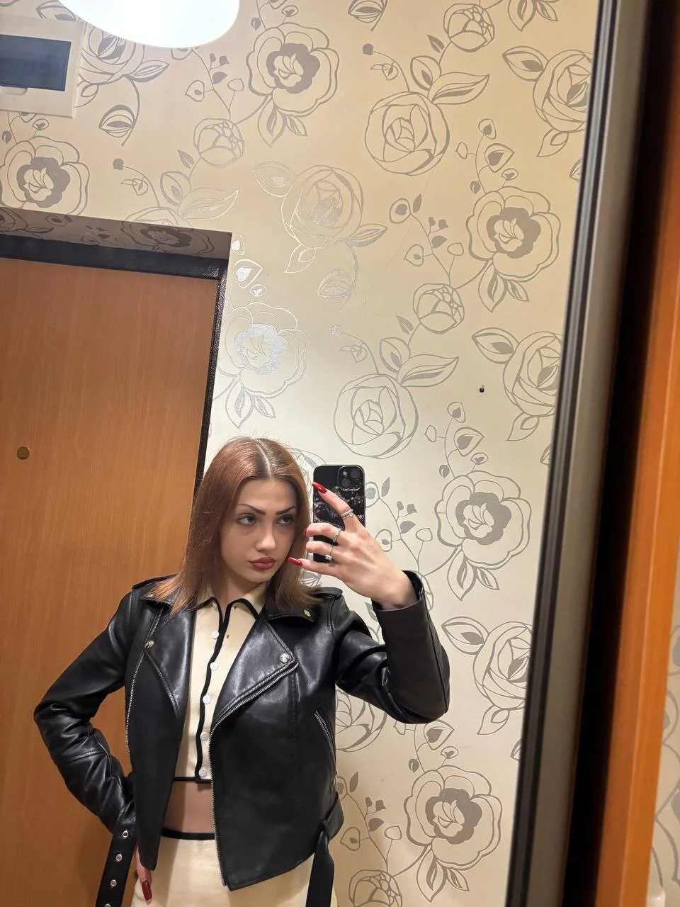 XXX Porn Photo of Nude CarolynReeves 2