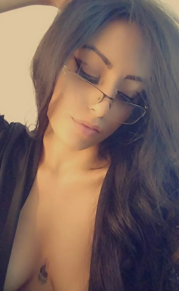 XXX Porn Photo of Nude vanne_summer_ 11