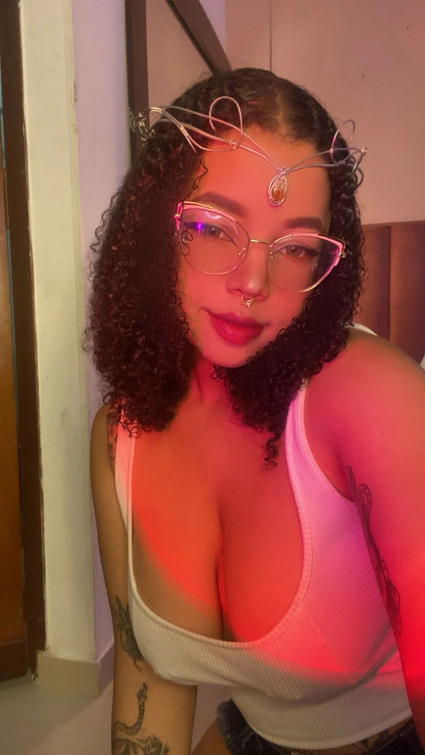 XXX Porn Photo of Nude Emiilycollins 34