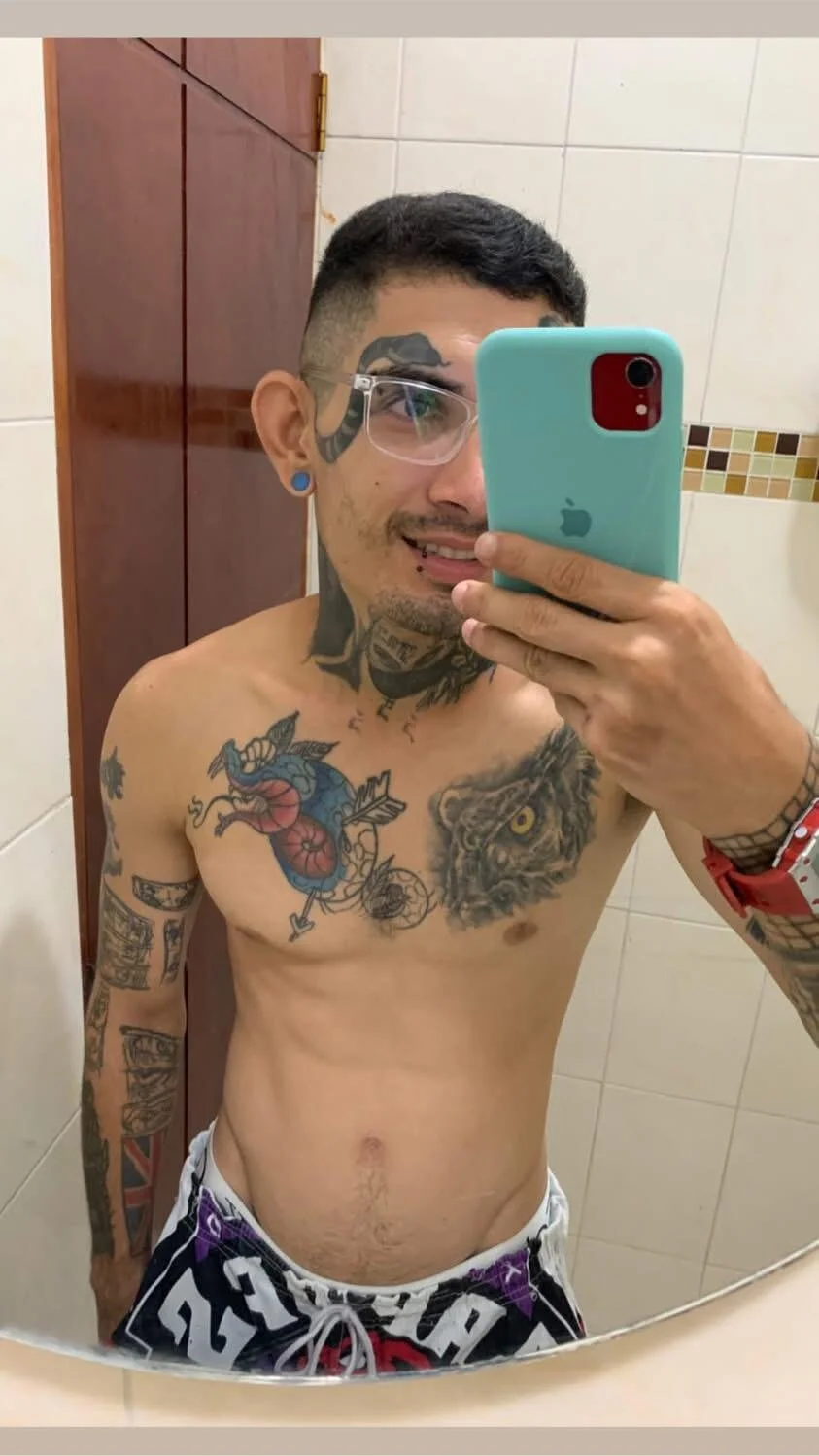 XXX Porn Photo of Nude boy_tatto777 6