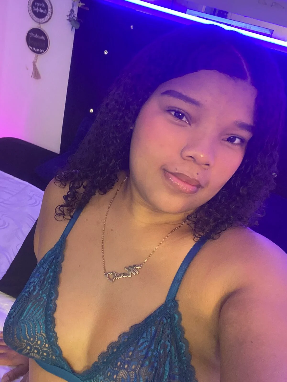 XXX Porn Photo of Nude kataleyaRoux 2