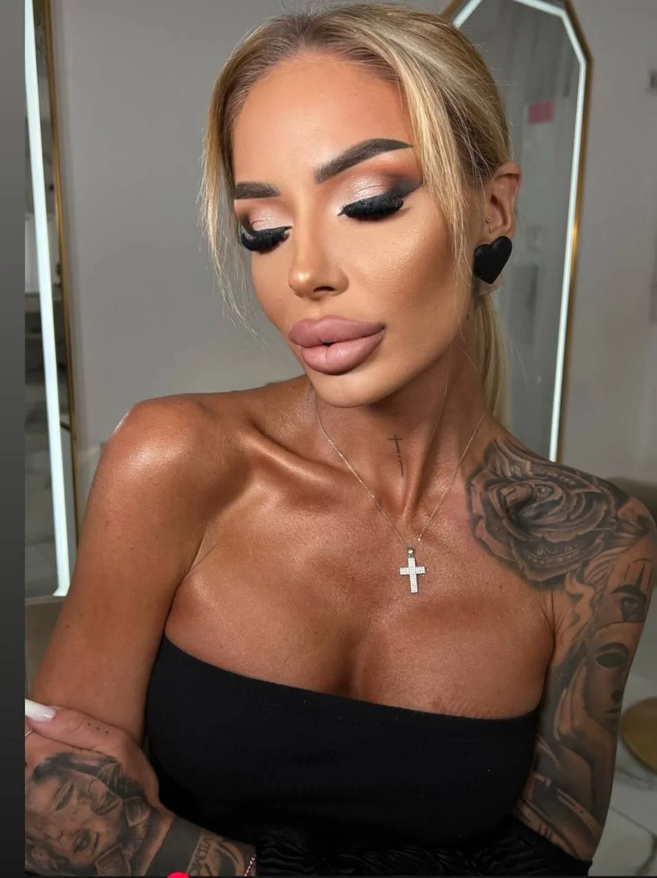 XXX Porn Photo of Nude RaquelleVon 91