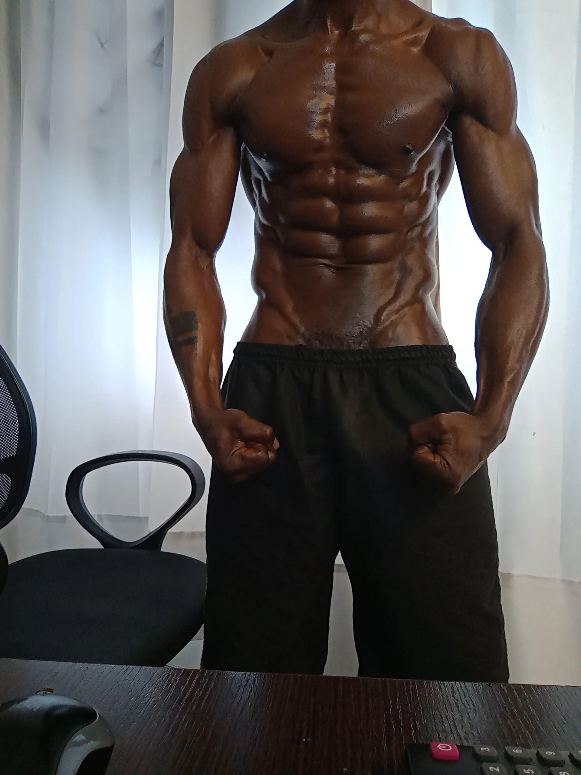 XXX Porn Photo of Nude miltonjjakee 14