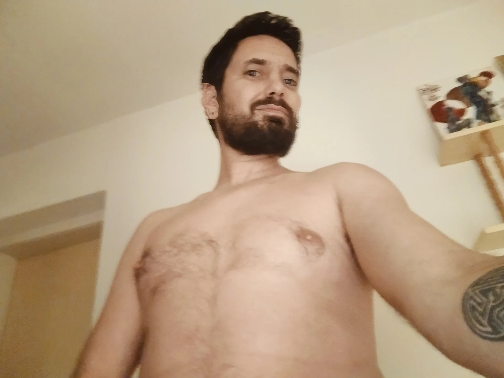 XXX Porn Photo of Nude DevoicedBandsman 2