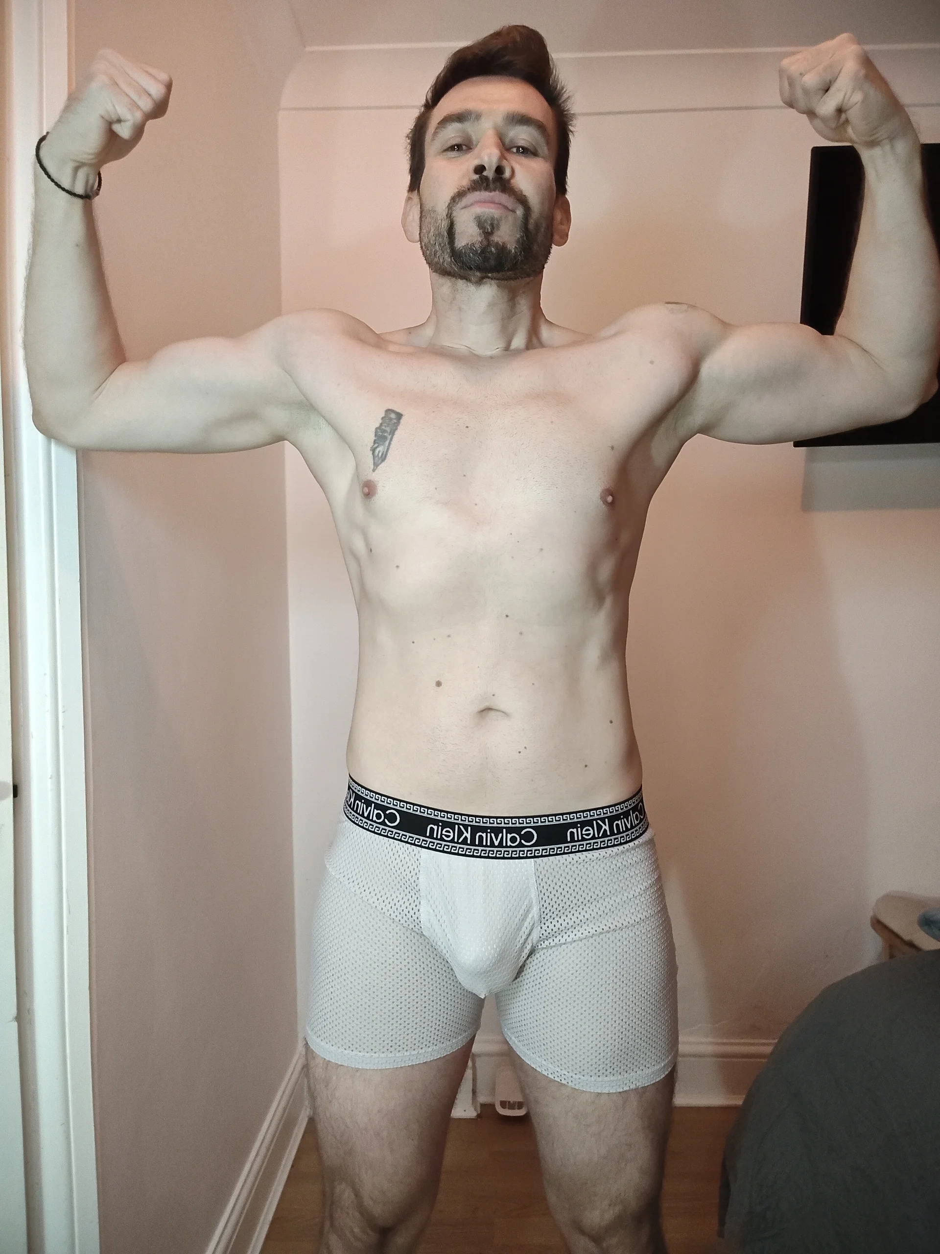 XXX Porn Photo of Nude MagnumOpus2105 4