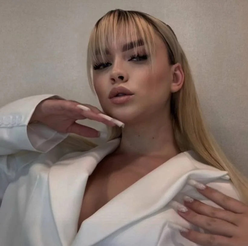 XXX Porn Photo of Nude shysophie 18