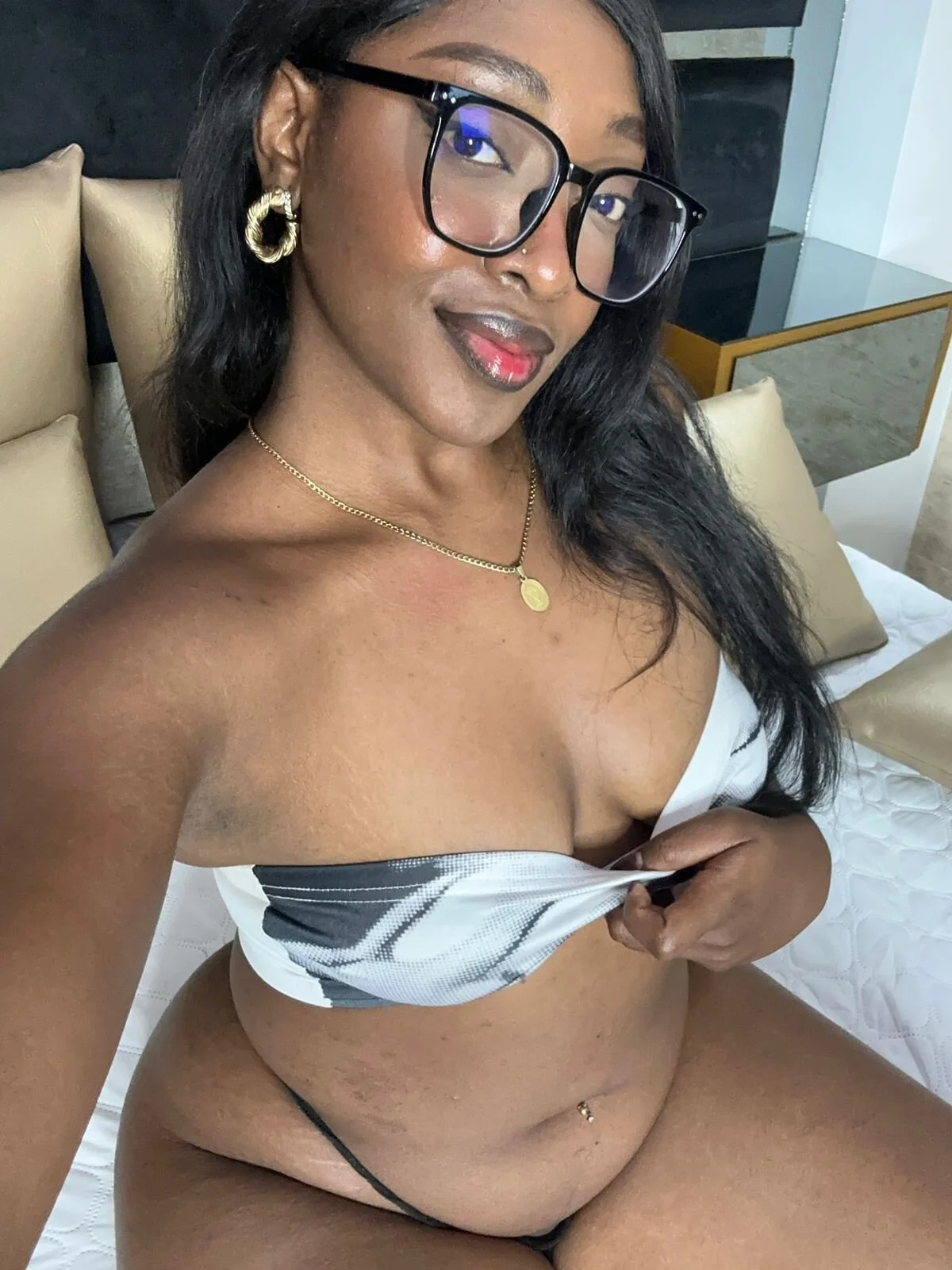 XXX Porn Photo of Nude YallianaBrooks 120
