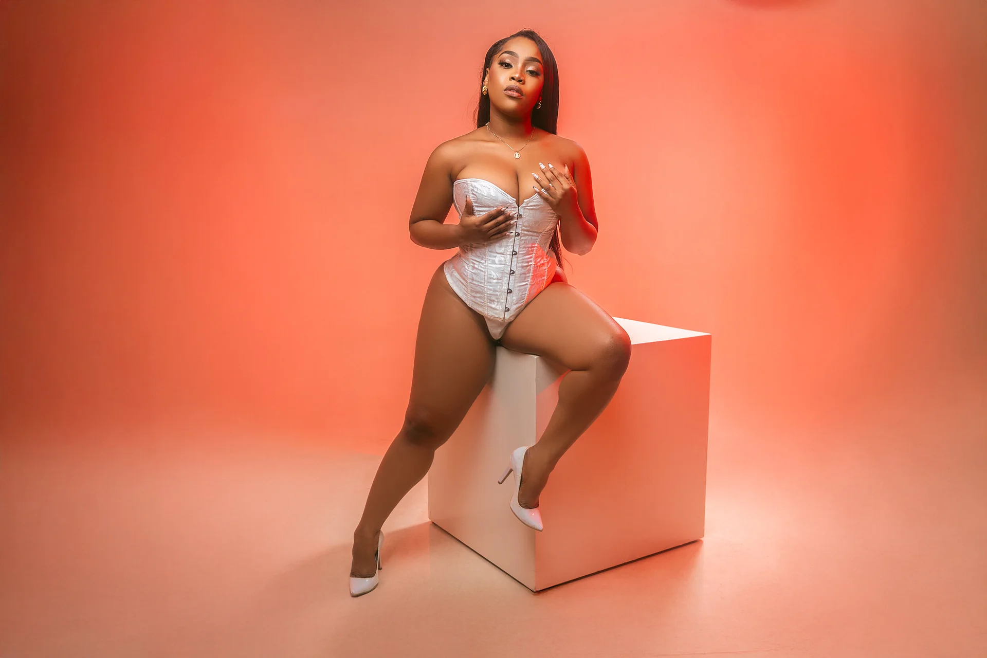 XXX Porn Photo of Nude TianahGlow 23