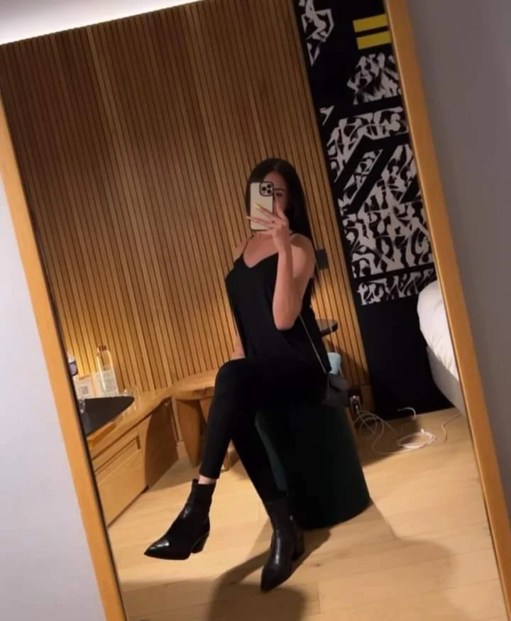 XXX Porn Photo of Nude alee_lenoxx 45