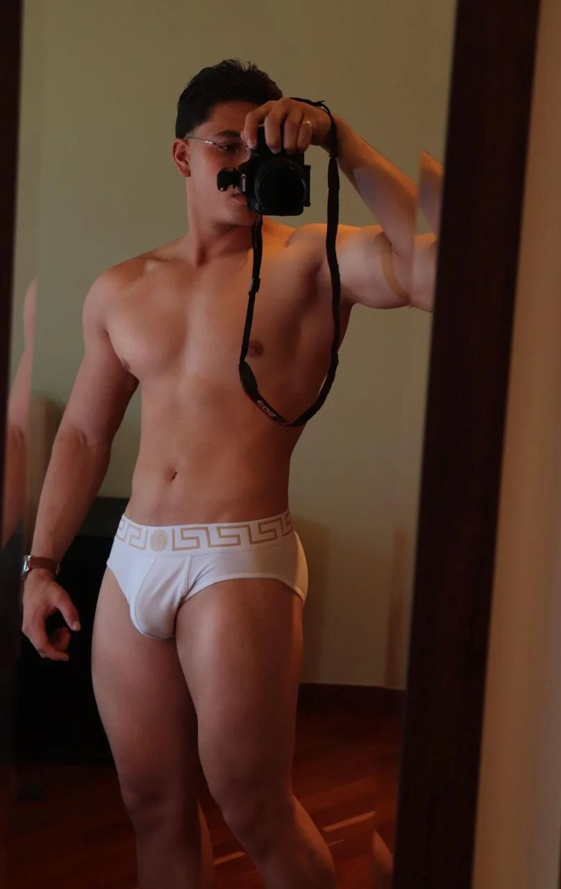 XXX Porn Photo of Nude max_valiant1 7