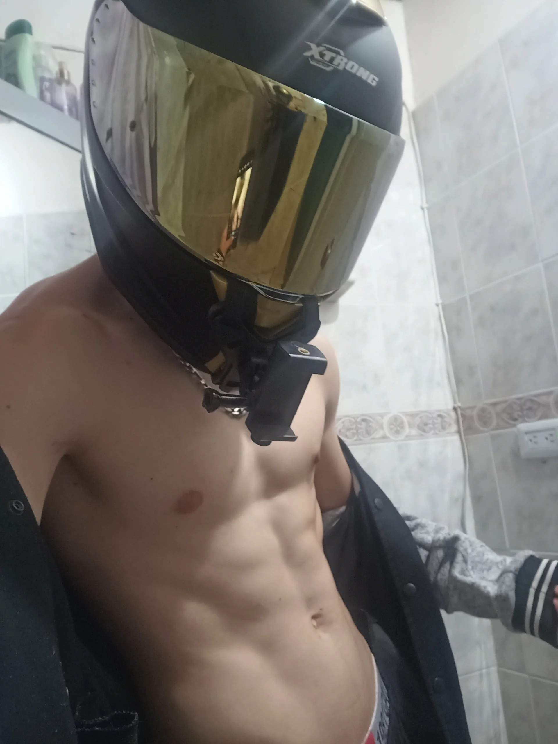 XXX Porn Photo of Nude knielBgm 6