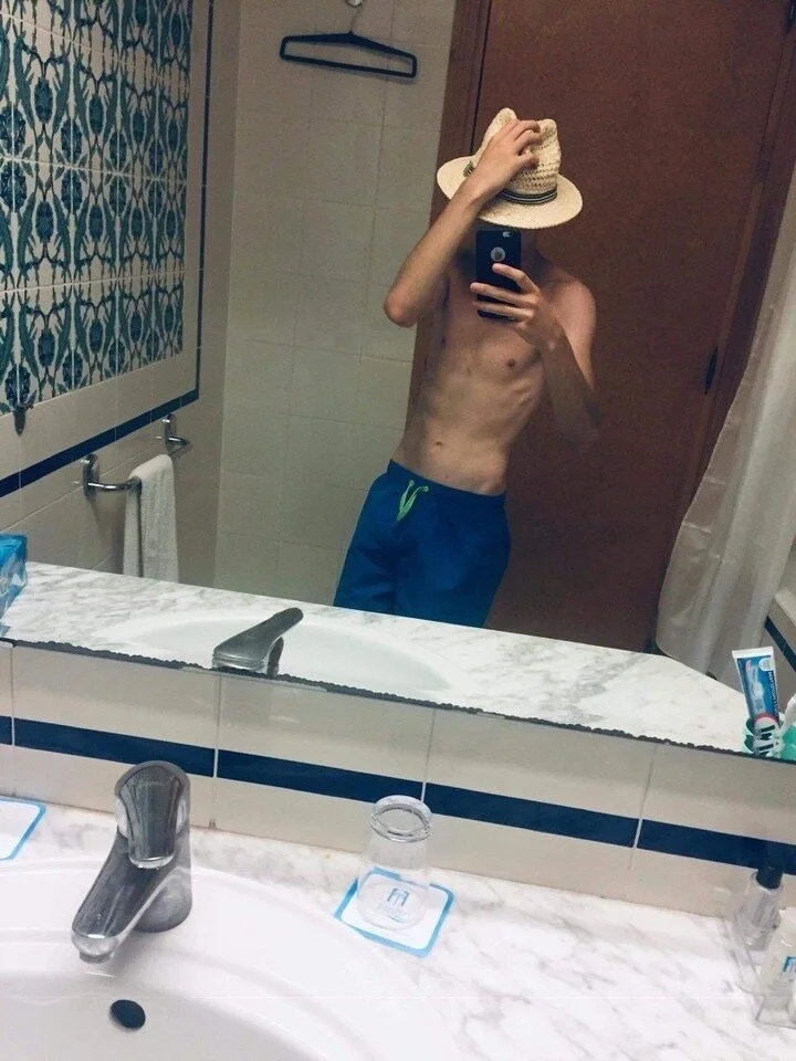 XXX Porn Photo of Nude Using_Crew 19