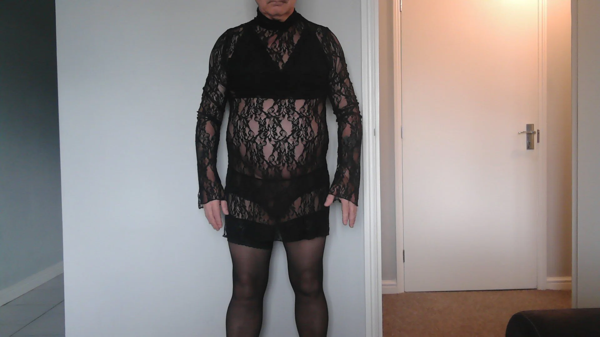 XXX Porn Photo of Nude shysuckinguy 19