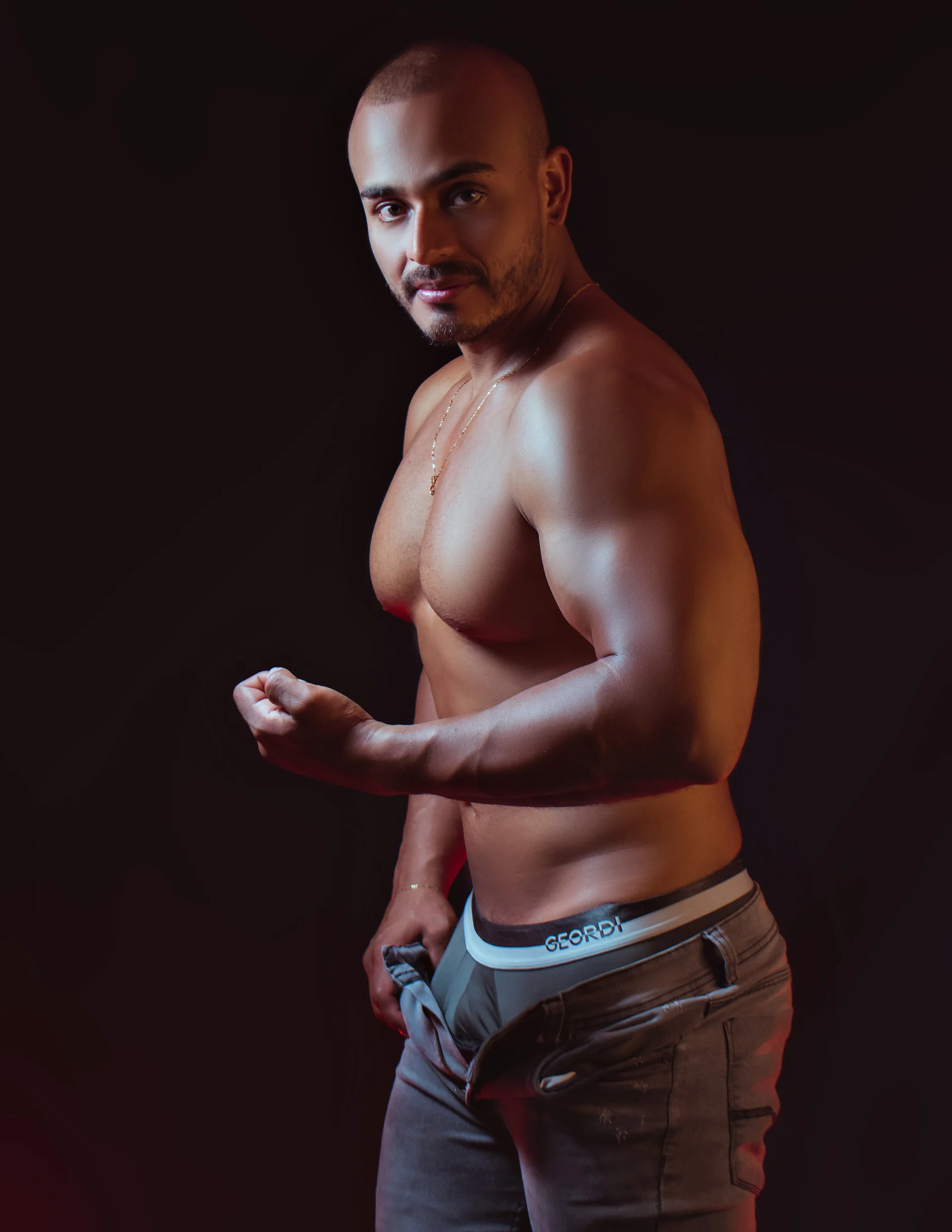XXX Porn Photo of Nude magnusclark 2