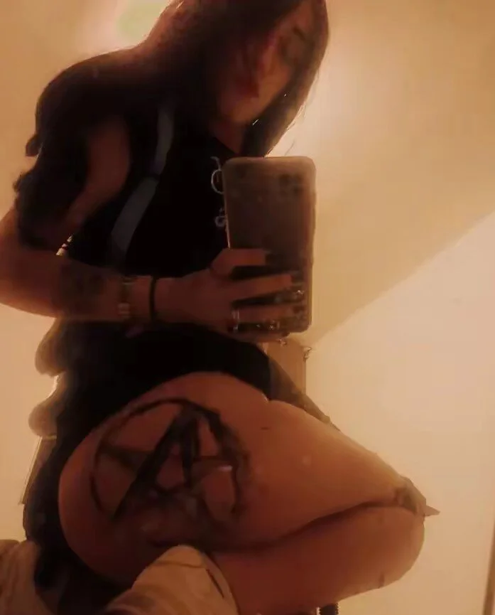XXX Porn Photo of Nude asexualbabe 14