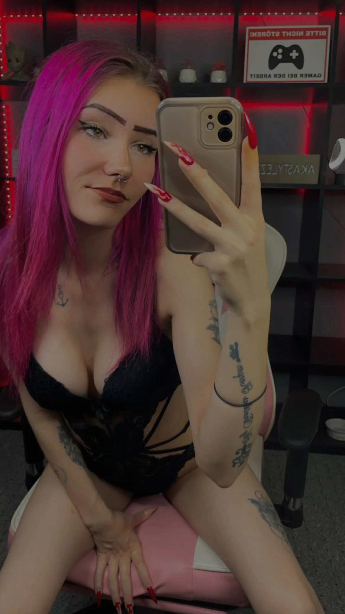 XXX Porn Photo of Nude ClaraStylezZ 8