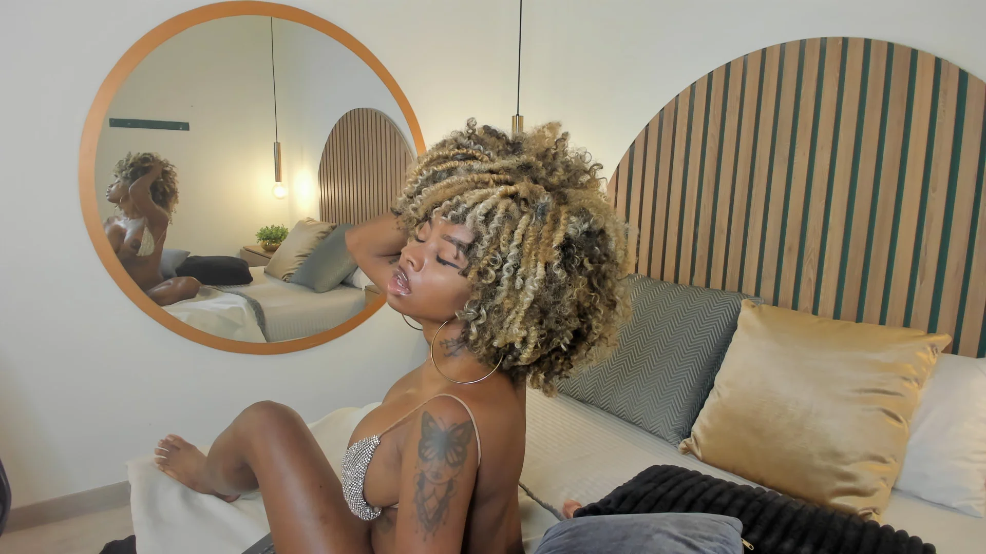XXX Porn Photo of Nude nohetanhai01__ 43