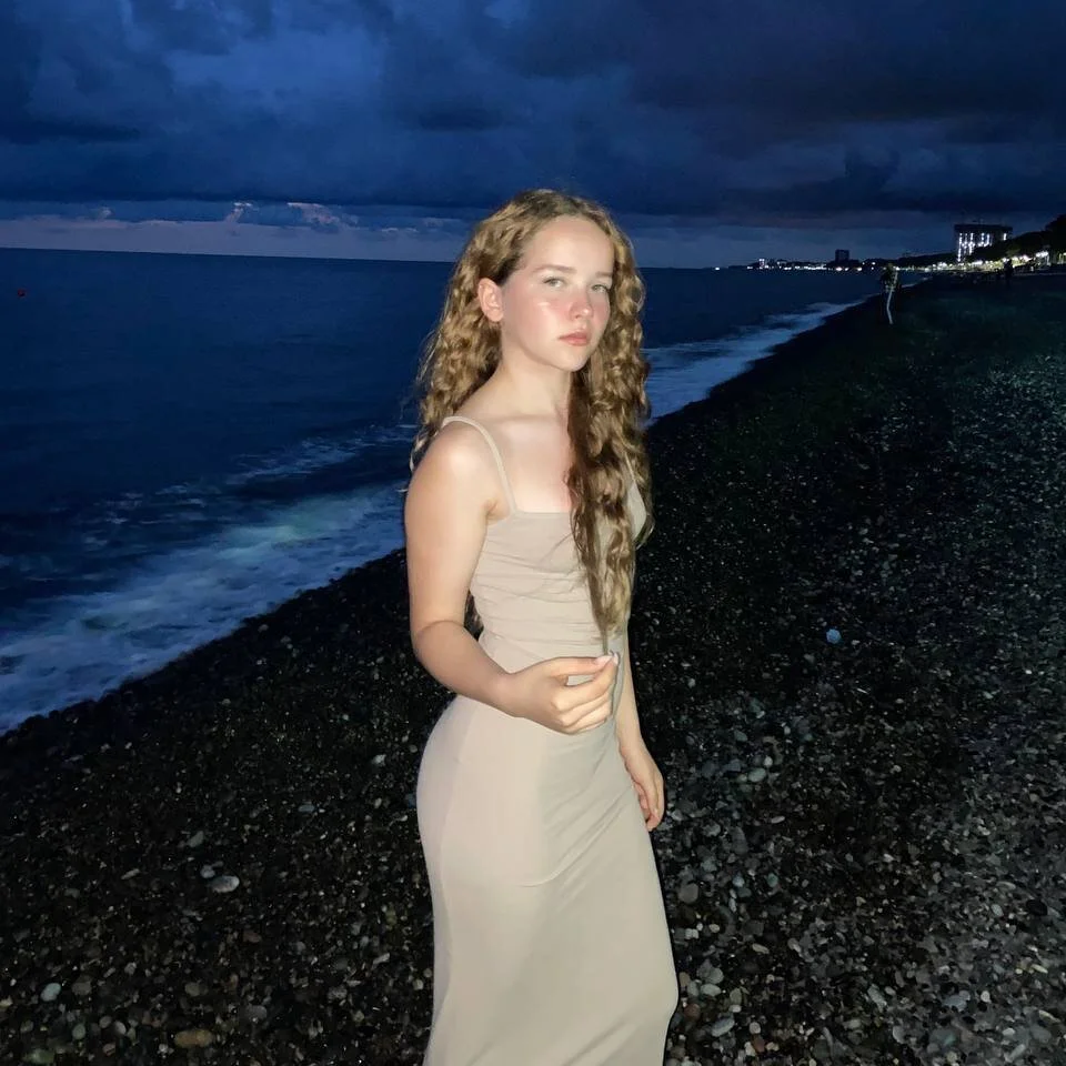 XXX Porn Photo of Nude LeighaKind 5