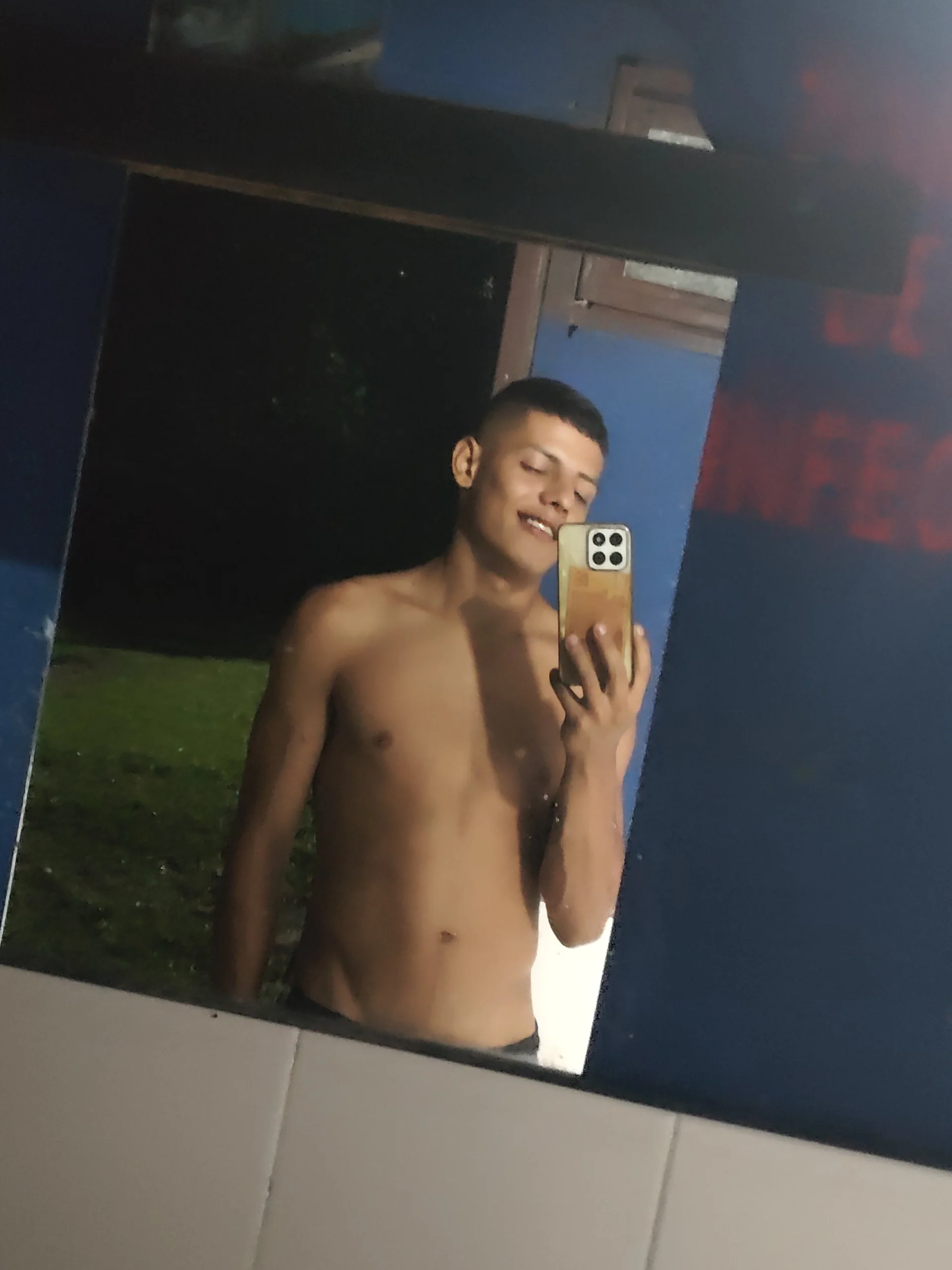 XXX Porn Photo of Nude Pichoneterno 3