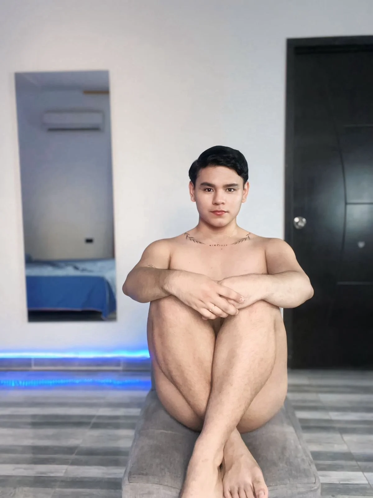 XXX Porn Photo of Nude NoahVance 14