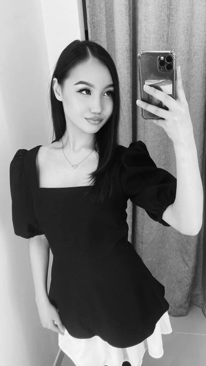XXX Porn Photo of Nude mei_lean 1