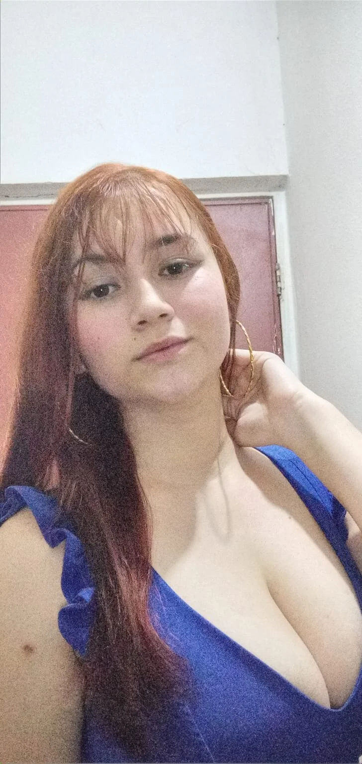 XXX Porn Photo of Nude Anniee_boobs 2