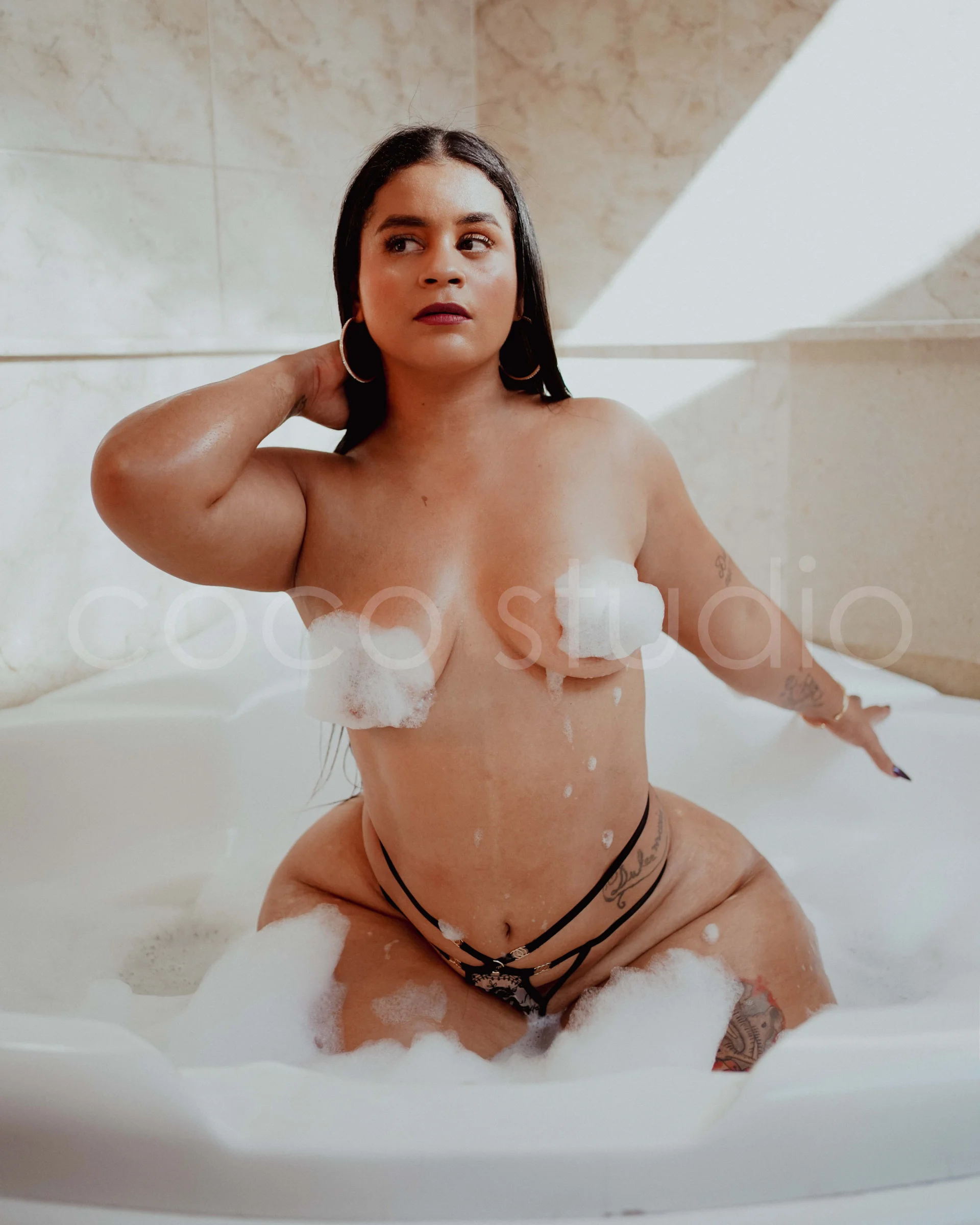 XXX Porn Photo of Nude sexyzoe_69 58