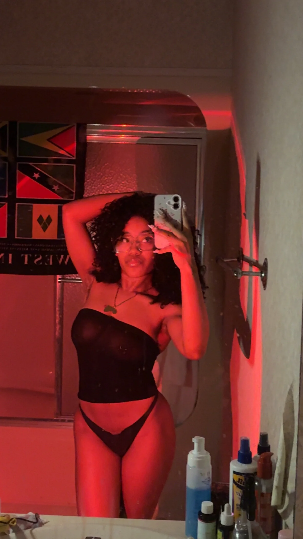 XXX Porn Photo of Nude lifeoftt_19xx 88