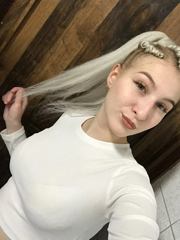 XXX Porn Photo of Nude LorettaGladman 6