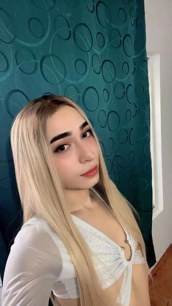 XXX Porn Photo of Nude AlissonRose3 5
