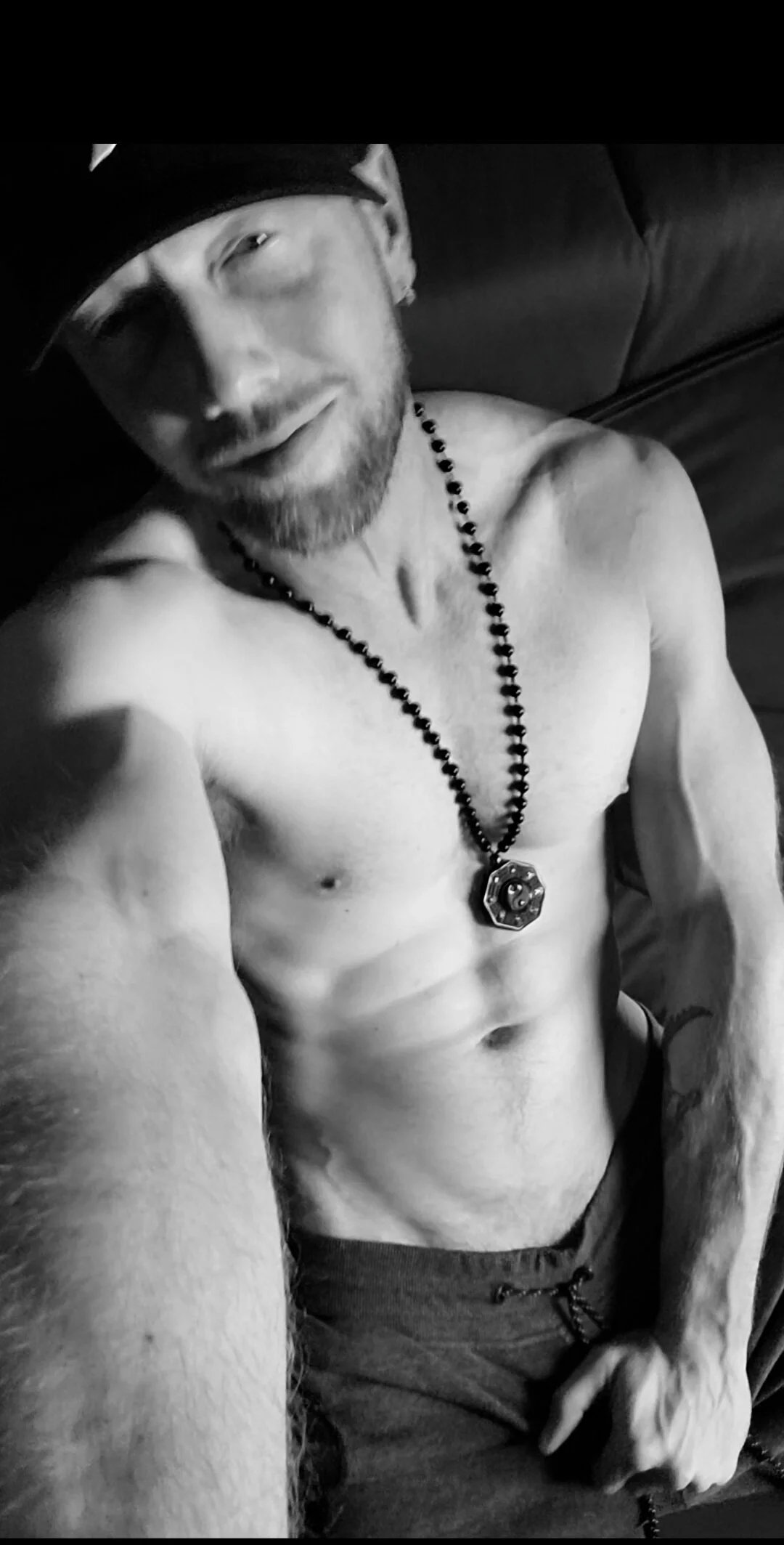 XXX Porn Photo of Nude MaxRouger 2