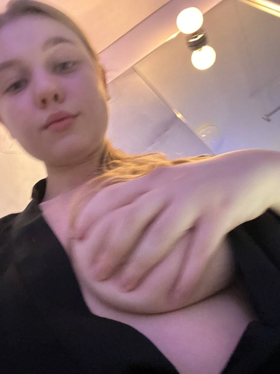 XXX Porn Photo of Nude FreiaFlower 894