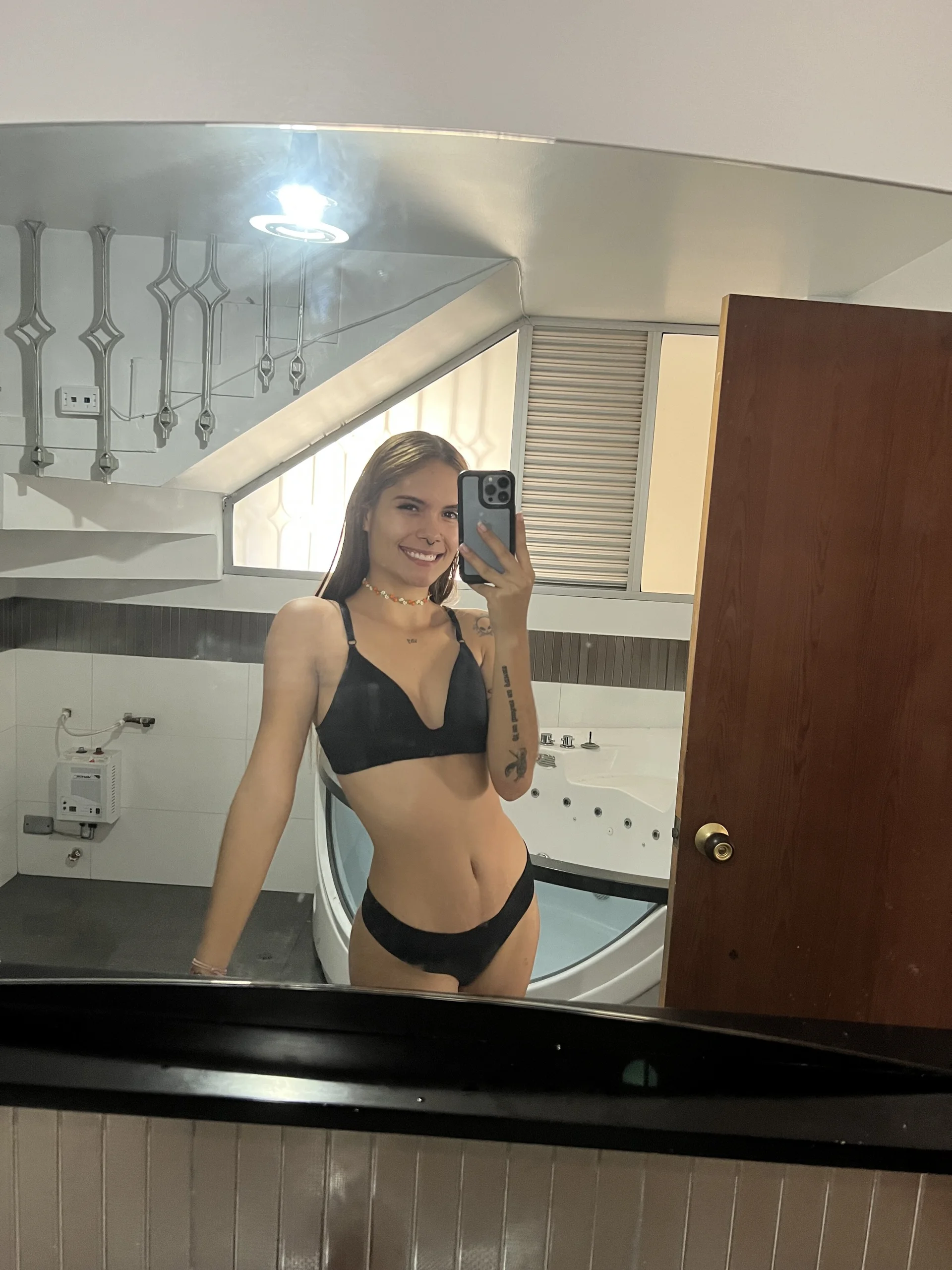 XXX Porn Photo of Nude Gaby_Ferrer 9