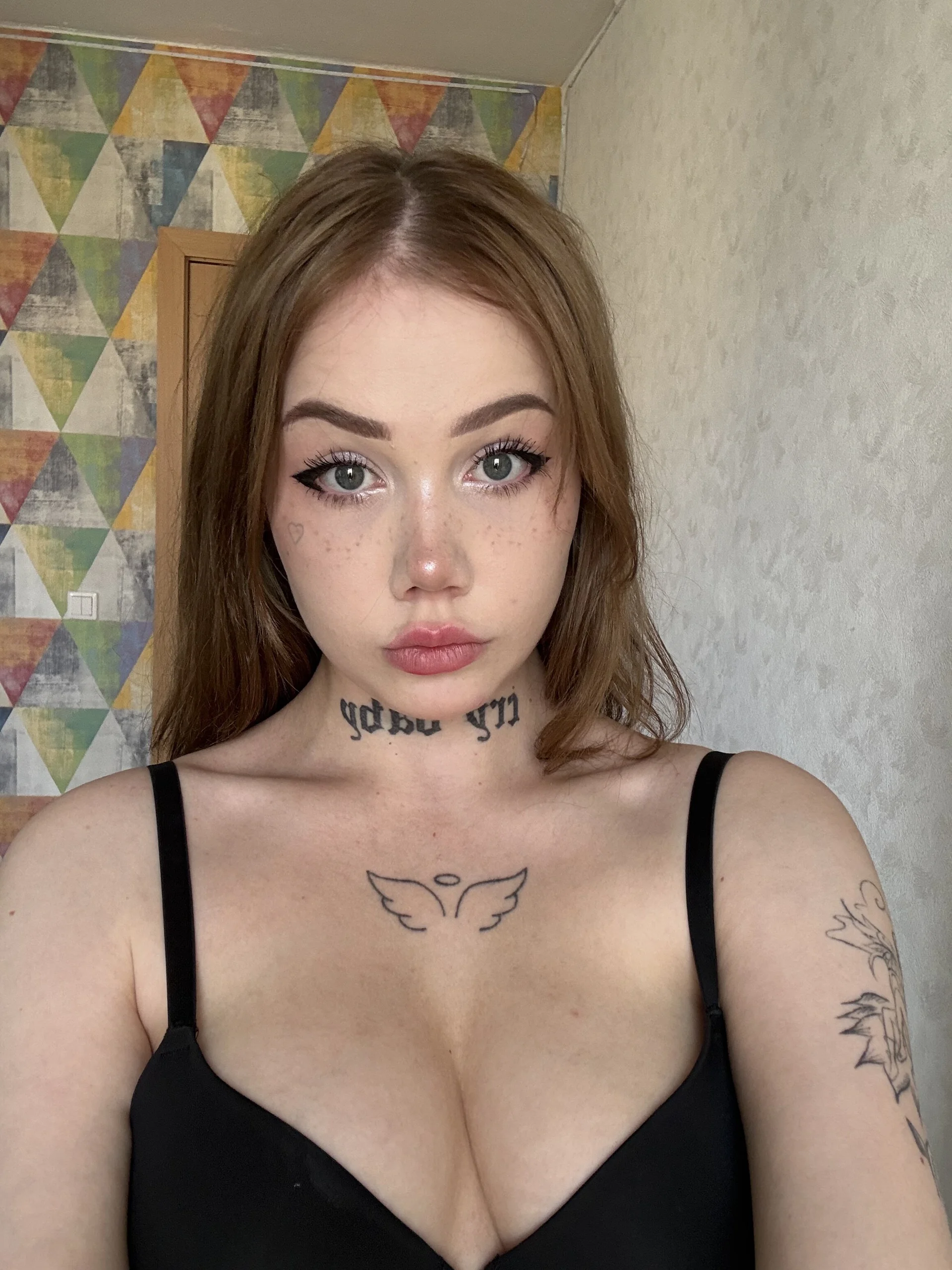 XXX Porn Photo of Nude hanna_cry_baby 2