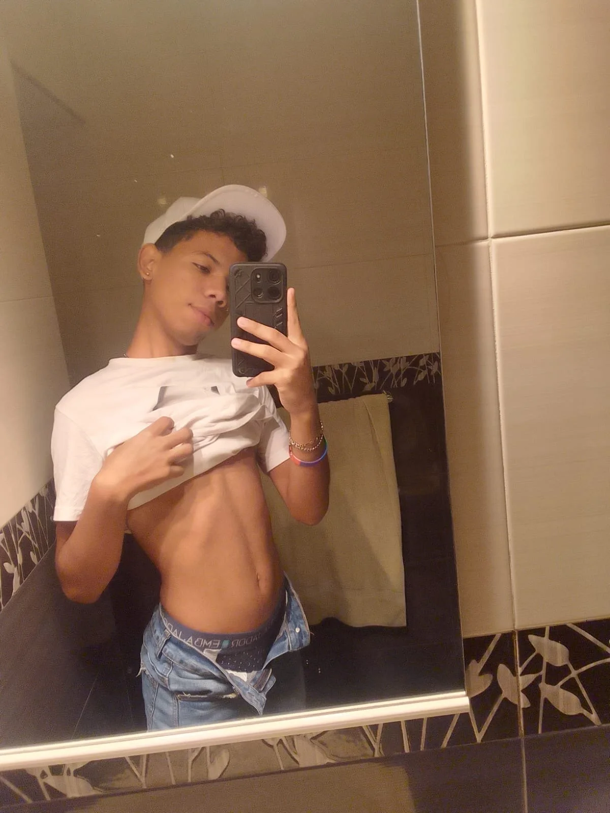 XXX Porn Photo of Nude Litle_khodi 1